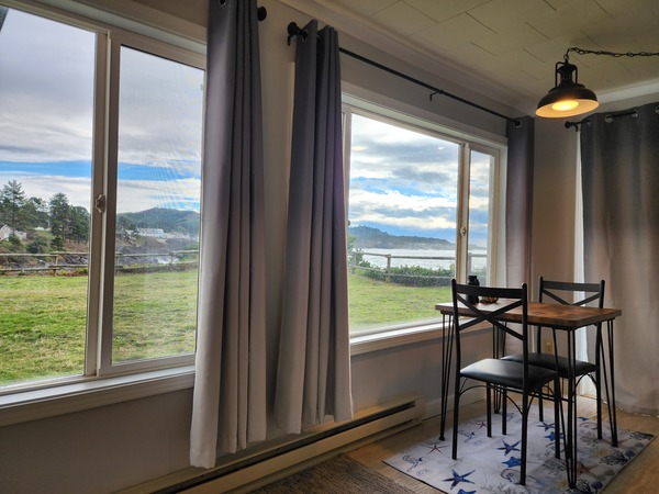 Room 5 Ground Floor Queen, Sliding Door Photo 7